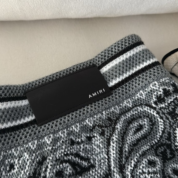 AMIRI Men’s Bandana Basketball Shorts - Picture 10 of 13